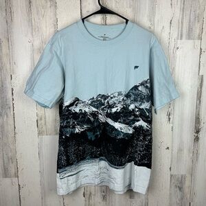 Fabletics | Mountain Graphic Tee